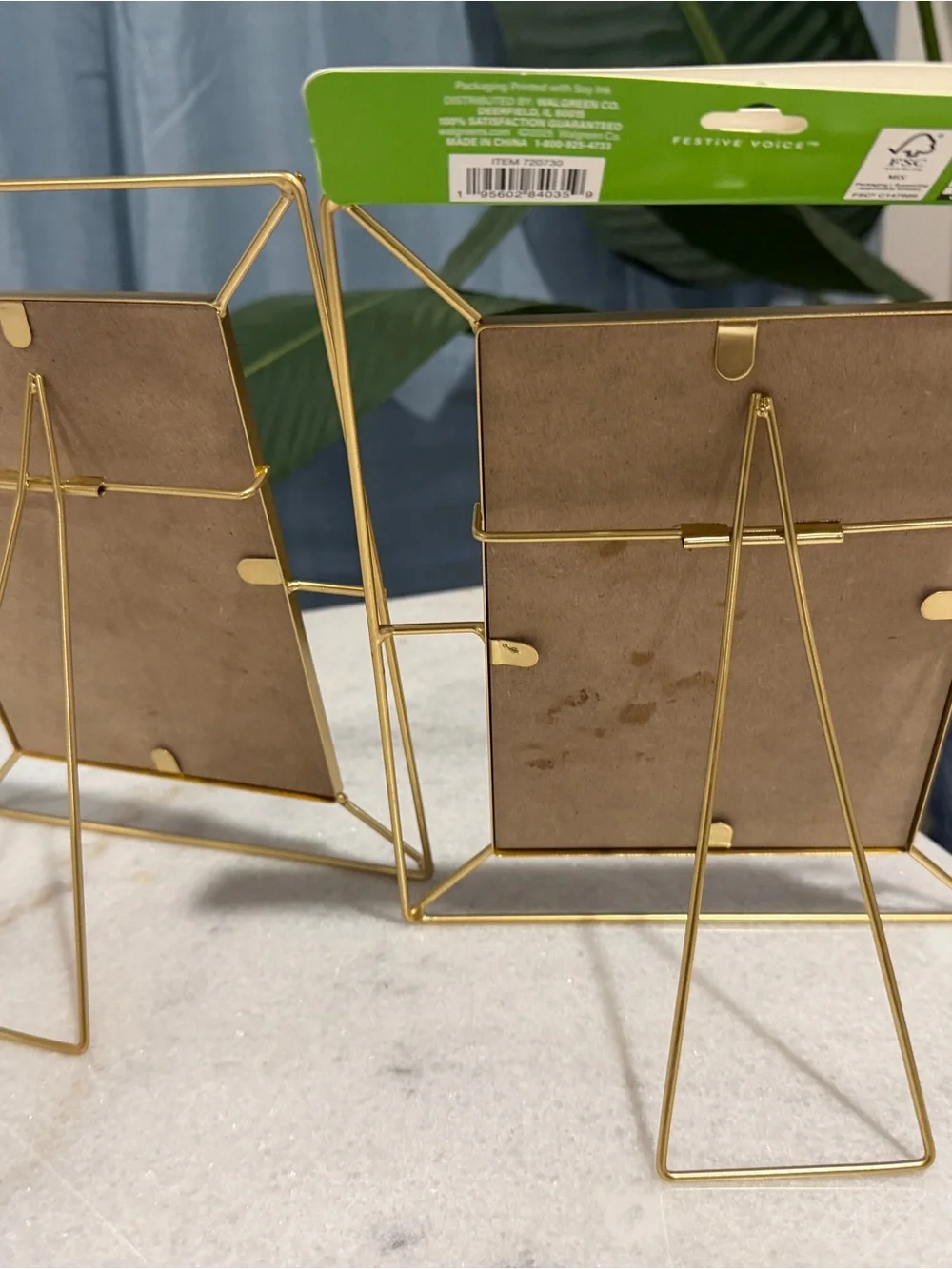 N/A contemporary gold